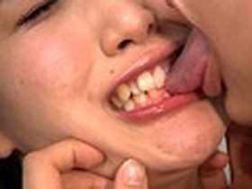 レズ接吻 15組　サンプル画像06